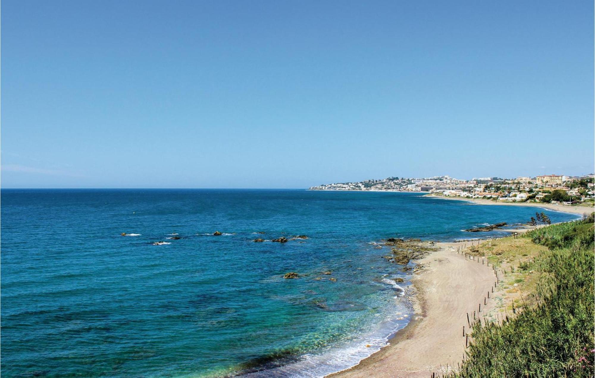 Gorgeous Apartment In Urb El Chaparral With Wifi La Cala De Mijas Bagian luar foto